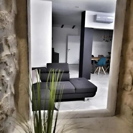 Azzuro Villa
